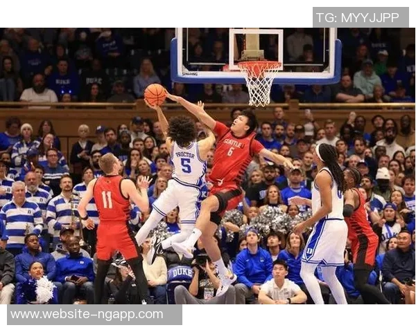 淡厚然替补出彩18分钟内完美表现砍下10分3板3断并上演精彩隔扣2加1