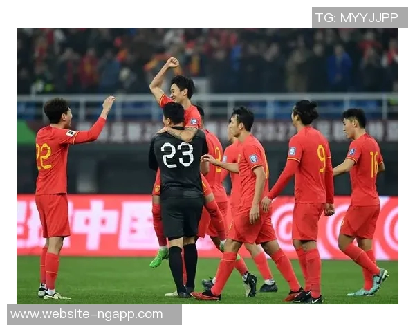 二十一年后中国男足重返亚洲四强展现崭新风貌与实力的辉煌时刻 二十一年后中国男足重返亚洲四强展现崭新风貌与实力的辉煌时刻